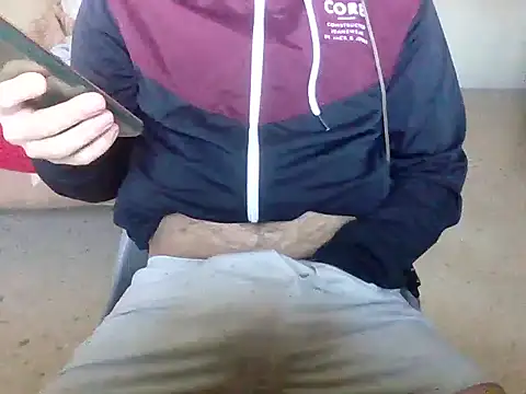 Snapshot of CummedCock chatting on 02/05/25, 11:55 CummedCock online show from 02/05/25, 11:55