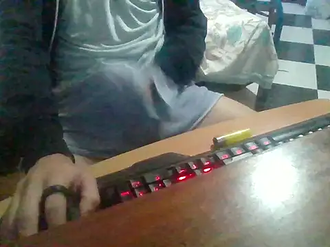 Snapshot of CummedCock chatting on 10/01/25, 10:54 CummedCock online show from 10/01/25, 10:54