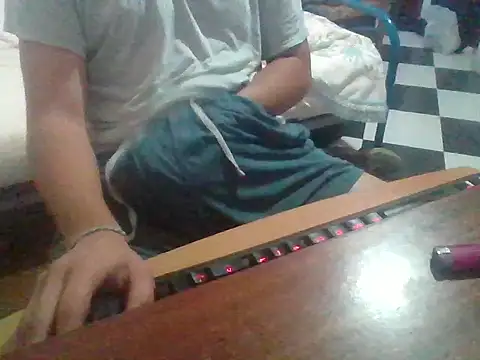 Snapshot of CummedCock chatting on 10/05/25, 10:46 CummedCock online show from 10/05/25, 10:46