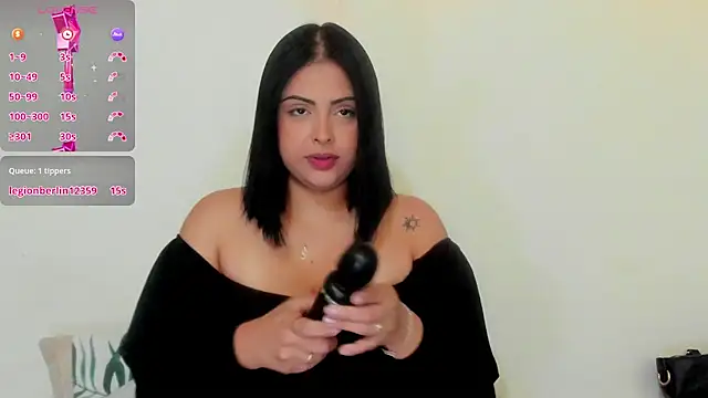 Snapshot of MelannyBell chatting on 01/10/25, 02:23 MelannyBell online show from 01/10/25, 02:23