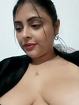 Snapshot of MelannyBell chatting on 02/06/25, 09:28 MelannyBell online show from 02/06/25, 09:28