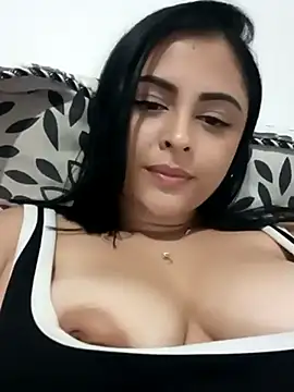 Snapshot of MelannyBell chatting on 03/05/25, 09:15 MelannyBell online show from 03/05/25, 09:15