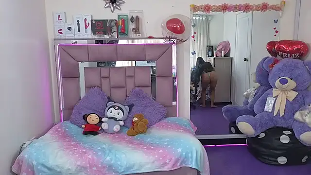 Snapshot of AriadnaCappelletty chatting on 10/02/25, 04:14 AriadnaCappelletty online show from 10/02/25, 04:14