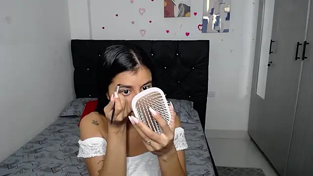 Snapshot of floweer_ chatting on 09/30/25, 07:57 floweer online show from 09/30/25, 07:57