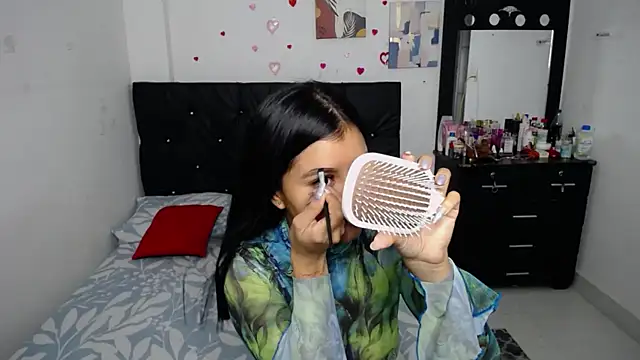 floweer  online show from 10/23/25, 02:55