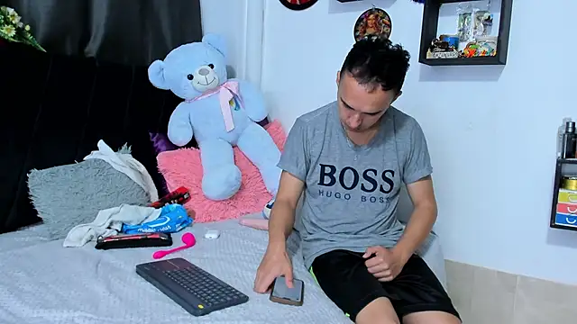 big-dicktop23 online show from 05/01/26, 07:07