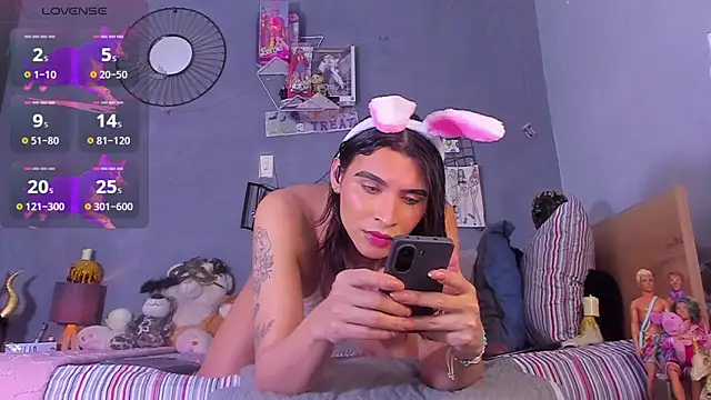 Snapshot of tiffbeatiful chatting on 10/16/25, 09:16 tiffbeatiful online show from 10/16/25, 09:16