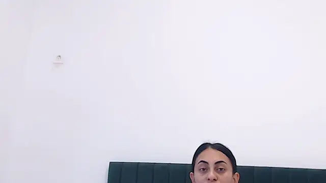 Snapshot of Aimeclark chatting on 11/01/25, 09:22 Aimeclark online show from 11/01/25, 09:22