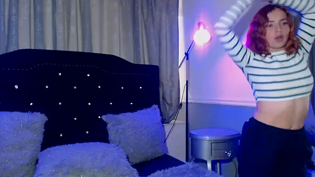 Snapshot of IssadoraJames chatting on 02/24/25, 10:03 IssadoraJames online show from 02/24/25, 10:03