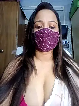 albelasummi702 online show from 12/26/24, 05:26