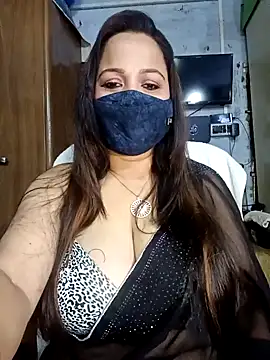 albelasummi702 online show from 01/14/25, 04:29