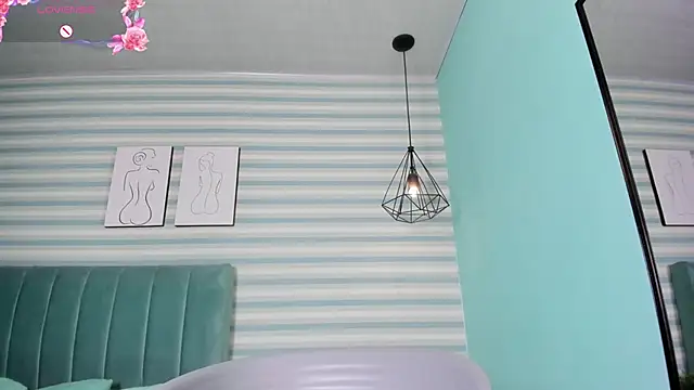 Snapshot of goddess_kianna chatting on 11/21/25, 09:19 goddess kianna online show from 11/21/25, 09:19