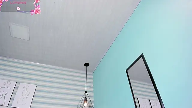 Snapshot of goddess_kianna chatting on 12/01/25, 10:04 goddess kianna online show from 12/01/25, 10:04