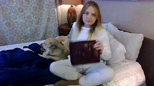 PhatAssBlond online show from 12/17/24, 06:31