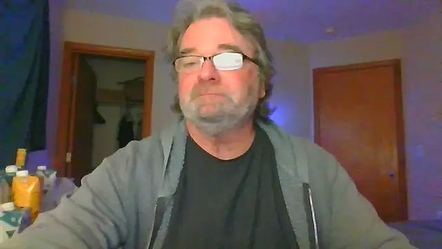 Snapshot of Doherty10 chatting on 12/05/25, 09:18 Doherty10 online show from 12/05/25, 09:18