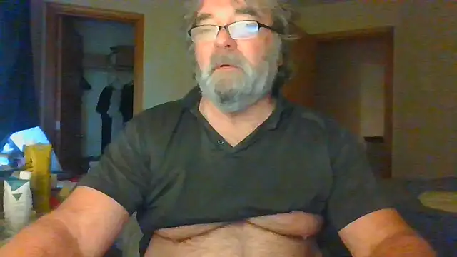 Snapshot of Doherty10 chatting on 05/24/26, 07:52 Doherty10 online show from 05/24/26, 07:52
