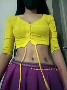 Raya-Moni online show from 12/19/25, 03:08