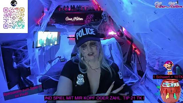 Snapshot of caro_kitten chatting on 10/31/25, 06:09 caro kitten online show from 10/31/25, 06:09