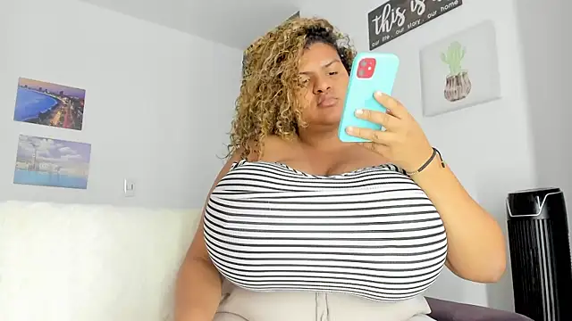 bigmom69  online show from 03/11/26, 05:08