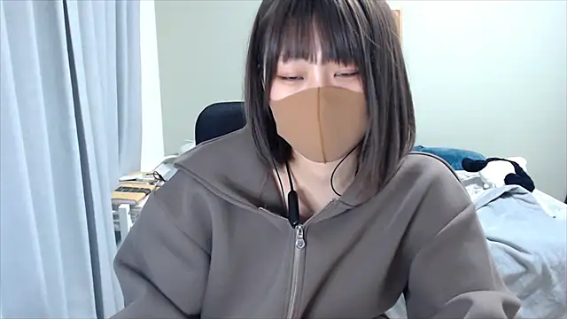 Snapshot of izumi__123 chatting on 12/05/24, 12:22 izumi 123 online show from 12/05/24, 12:22