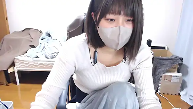 Snapshot of izumi__123 chatting on 12/28/24, 12:35 izumi 123 online show from 12/28/24, 12:35