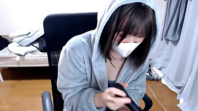 Snapshot of izumi__123 chatting on 02/10/25, 11:02 izumi 123 online show from 02/10/25, 11:02