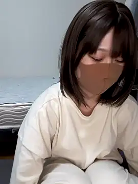 Snapshot of izumi__123 chatting on 11/04/25, 09:25 izumi 123 online show from 11/04/25, 09:25