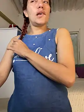 lia huan online show from 09/19/25, 12:28