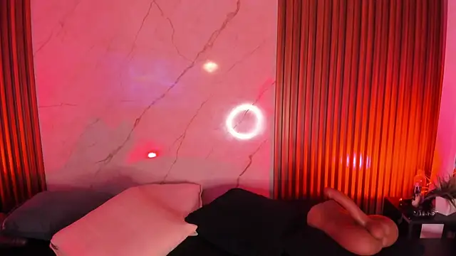 Emiilycollins online show from 03/19/25, 01:32