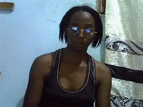 Snapshot of ElianeHot chatting on 02/19/25, 06:32 ElianeHot online show from 02/19/25, 06:32