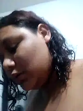 Snapshot of Alisteresa_ chatting on 06/22/26, 04:31 Alisteresa online show from 06/22/26, 04:31