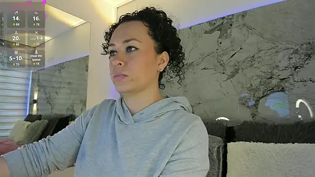 LIZ HOLMES online show from 09/29/25, 11:59