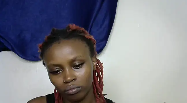 Snapshot of Rasta_tattooed chatting on 03/06/25, 03:45 Rasta tattooed online show from 03/06/25, 03:45