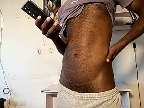 Snapshot of Moteroxz chatting on 02/13/26, 04:52 Moteroxz online show from 02/13/26, 04:52