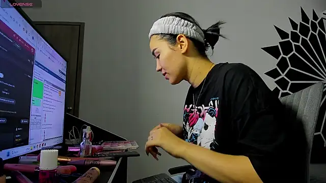 Snapshot of Rubi_Sky chatting on 03/08/25, 04:56 Rubi Sky online show from 03/08/25, 04:56