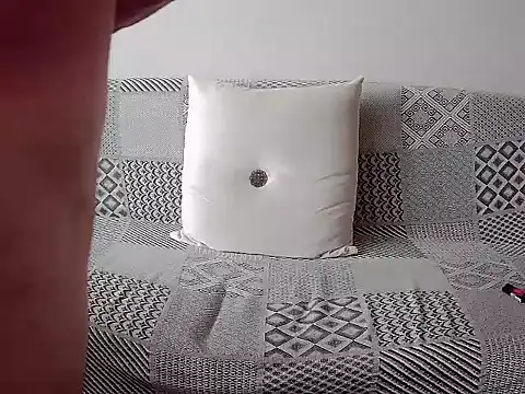 Snapshot of jeff_wonderland chatting on 12/04/25, 08:01 jeff wonderland online show from 12/04/25, 08:01