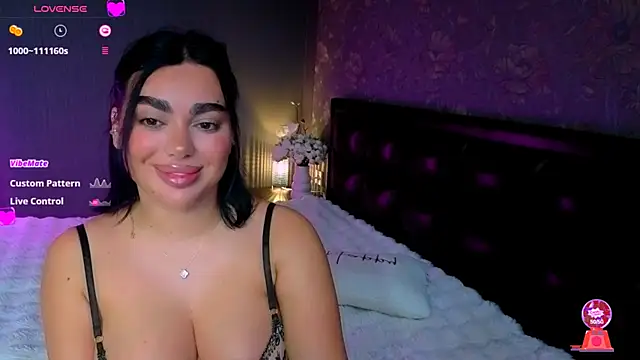 Snapshot of babyleilaa chatting on 11/11/25, 10:54 babyleilaa online show from 11/11/25, 10:54