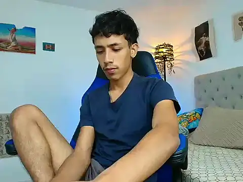 Snapshot of Ostin18hot chatting on 11/26/25, 02:56 Ostin18hot online show from 11/26/25, 02:56