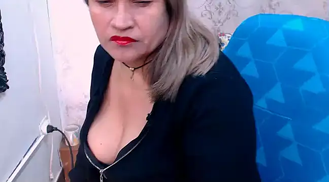 Snapshot of Jenna_Robbins chatting on 01/26/25, 02:41 Jenna Robbins online show from 01/26/25, 02:41