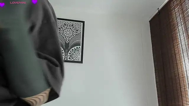 VeronicaTonu online show from 04/02/26, 02:47