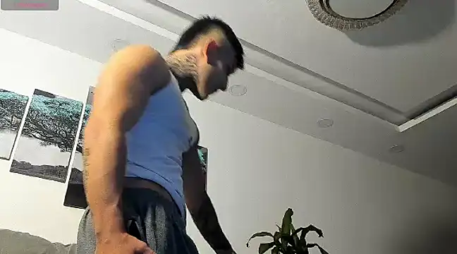 Snapshot of angeel_d035 chatting on 12/04/24, 06:11 angeel d035 online show from 12/04/24, 06:11