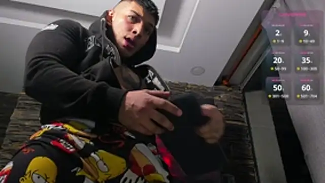 Snapshot of angeel_d035 chatting on 10/23/25, 12:10 angeel d035 online show from 10/23/25, 12:10