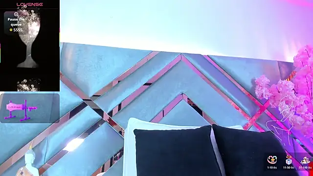 Snapshot of LiaaGenner chatting on 11/08/25, 02:34 LiaaGenner online show from 11/08/25, 02:34