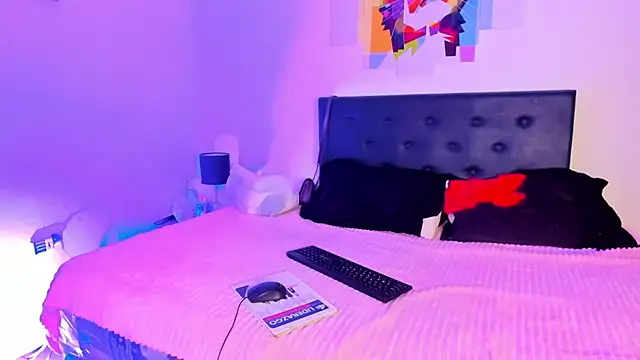 Snapshot of brenda_sofia2 chatting on 10/30/25, 07:14 brenda sofia2 online show from 10/30/25, 07:14