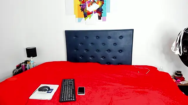 Snapshot of brenda_sofia2 chatting on 11/20/25, 03:56 brenda sofia2 online show from 11/20/25, 03:56