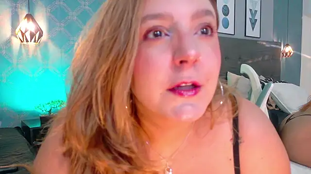 AmbarRoberts  online show from 03/31/26, 12:27