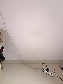 Snapshot of Jessicca_Cum chatting on 12/20/24, 03:58 Jessicca Cum online show from 12/20/24, 03:58