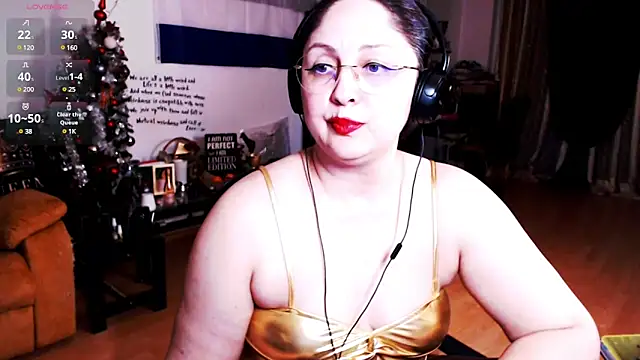 Snapshot of Imperatriza chatting on 03/03/25, 11:24 Imperatriza online show from 03/03/25, 11:24