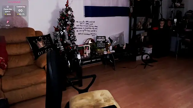 Snapshot of Imperatriza chatting on 03/16/25, 11:36 Imperatriza online show from 03/16/25, 11:36