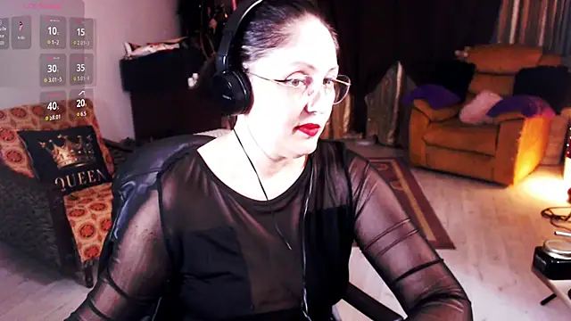 Snapshot of Imperatriza chatting on 10/04/25, 05:33 Imperatriza online show from 10/04/25, 05:33